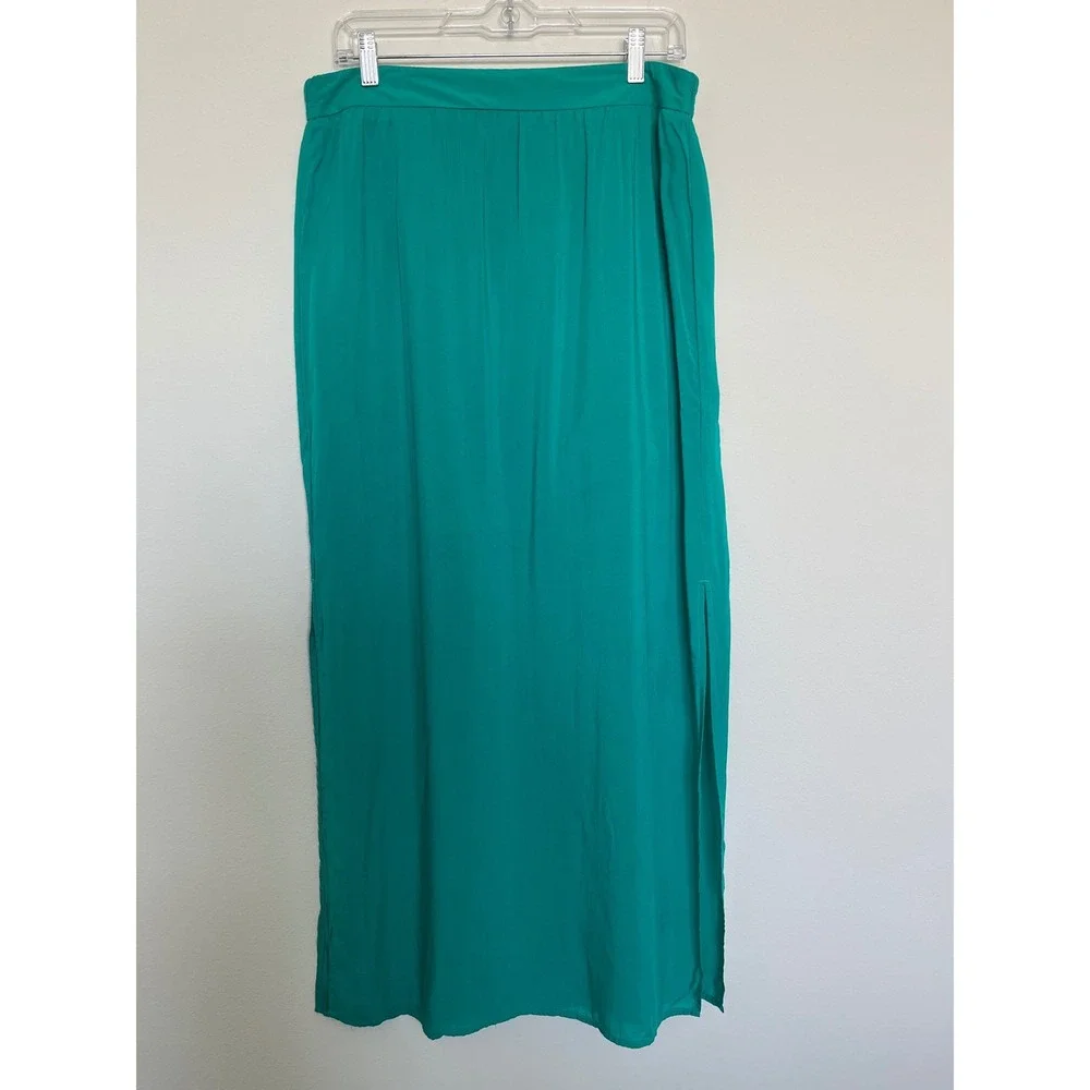 LOFT Maxi Skirt Womens Medium Green Pull On Side Slits Half Lined Resort Boho
